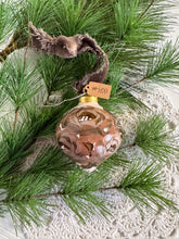 Load image into Gallery viewer, 2024 Keepsake Christmas Ornament #185
