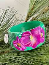 Load image into Gallery viewer, Wooden Bangle #11
